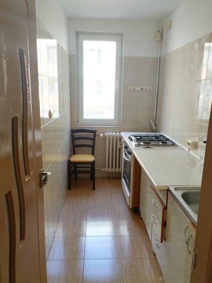 Garsoniera decomandata zona Dr. Taberei - str. Targu Neamt // Bloc reabilitat - 14