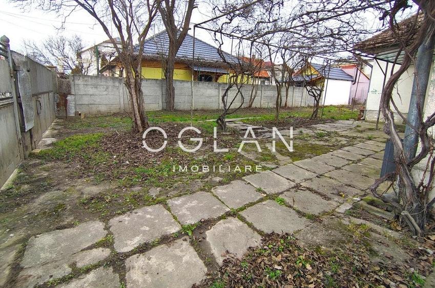 Teren 580 mp/ Casa veche 4 cam, zona Henri Coanda, COMISION 0% - 2