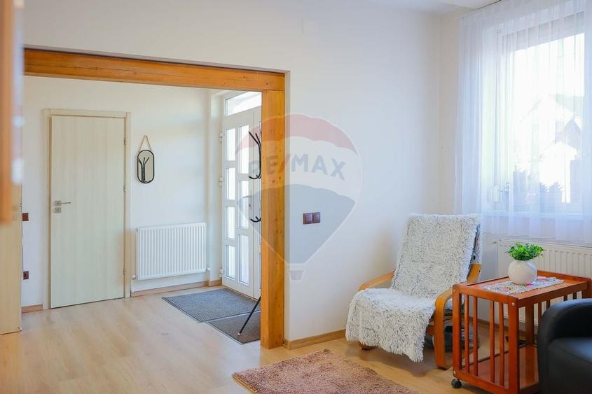 Casa cu 5 camere de vanzare in zona Episcopia Bihorului - 18