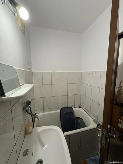 Garsoniera de vanzare - 24.94 mp - Zona Craiovita Noua - mobilata - 4