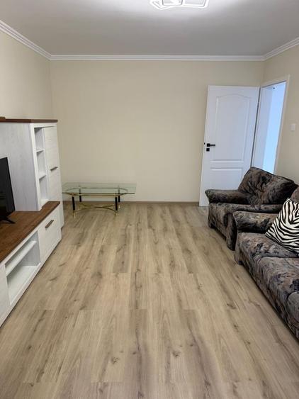 Vand Apartament 2 camere Confort 1 - 8