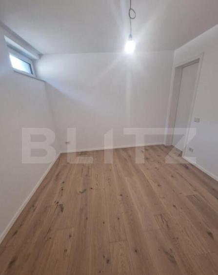 Casa individuala, noua, moderna, 270 mp utili + 860 mp t - 2