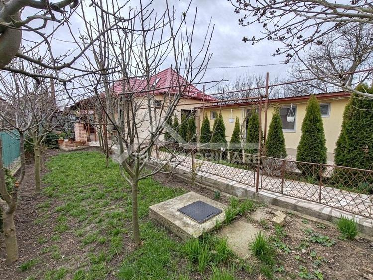 Casa individuala, 100 mp utili, 242 mp teren, Str. Trandafirilor - 4