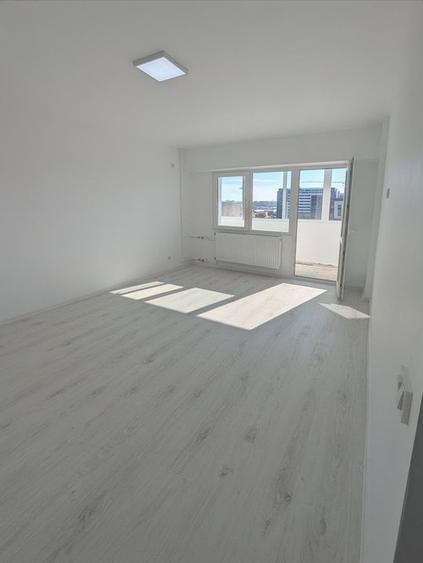 Apartament 3 camere Bucur Obor, 2 minute de metrou, renovat, vedere spate - 1