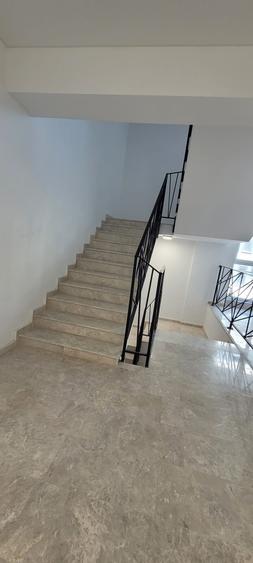 COMISION 0%  2 CAMERE  -MERAKI MAMAIA NORD -  81000 E - 24