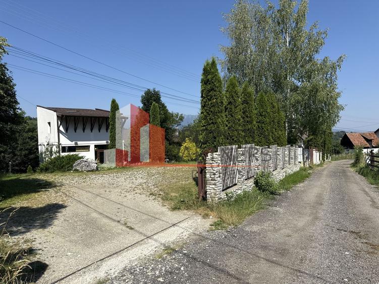 Pensiune  în Bran, sat Poarta – Afacere la cheie, locație premium - 4