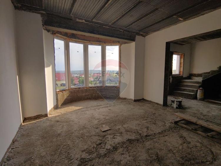 Casa / Vila individuala cu 560 mp teren, de vanzare in Scheia, Suceava - 35