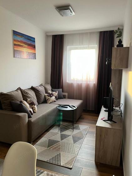 Apartamet 3 camere de inchiriat in zona Valea Ceatii - 6