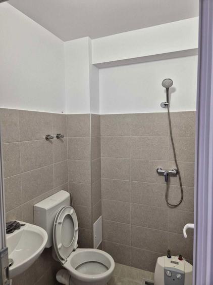 inchiriere garsoniera birou - 3