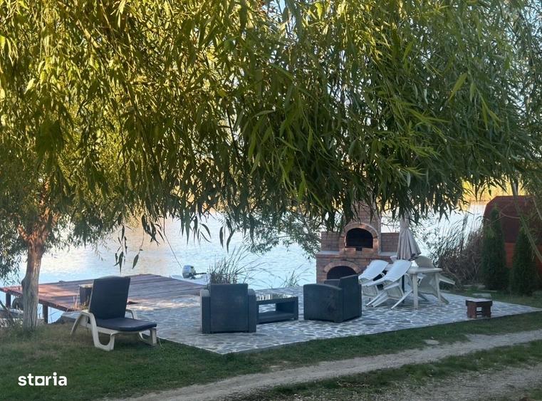Pensiune cu balta de 30 ha in proprietate aproape de Bucuresti - 2