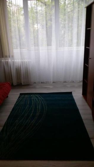 NICI NU ZICI CA ESTI LA BLOC - 7