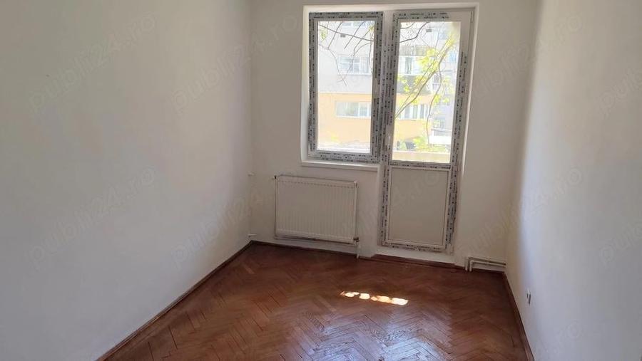 Vand apartament 3 camere str.Carpati, decomandat - 6