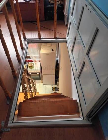 Apartament la curte in imobil P 1 zona Centru Istoric - 1