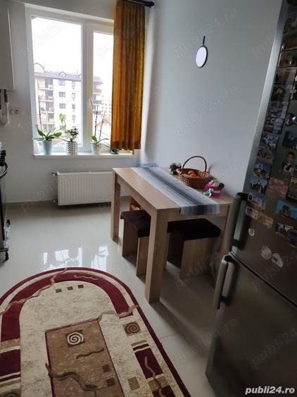 Vand ap. 3 camere, full-decomandat, mai sus de popas pacurari - 2