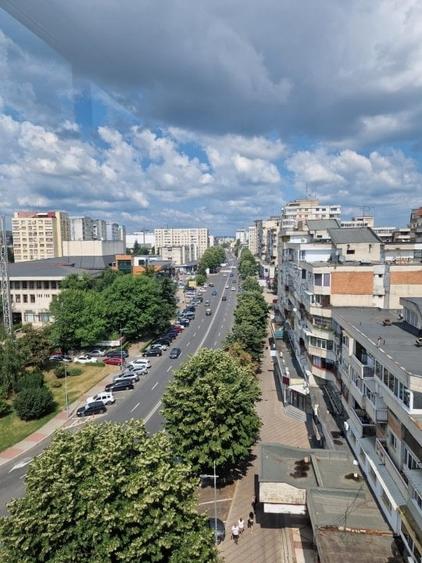 Ultracentral zona A, vedere Univ. si Prefectura, complet renovat si mobilat - 2