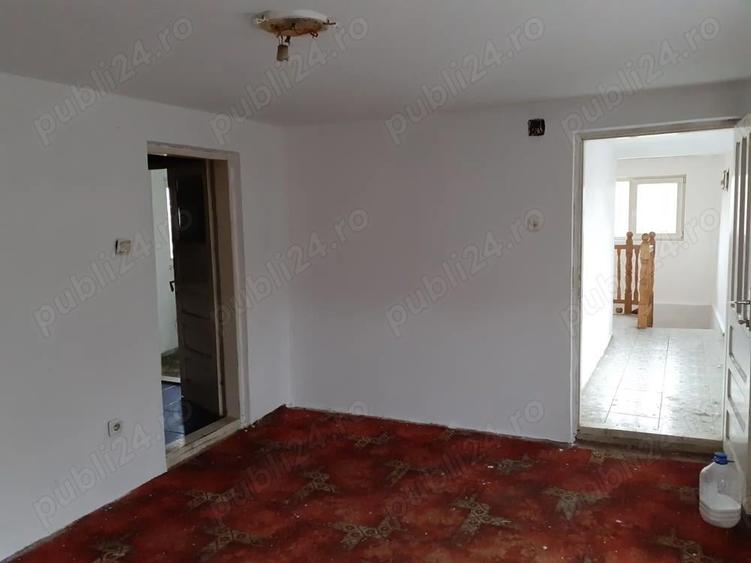 De vanzare casa +curte - 8
