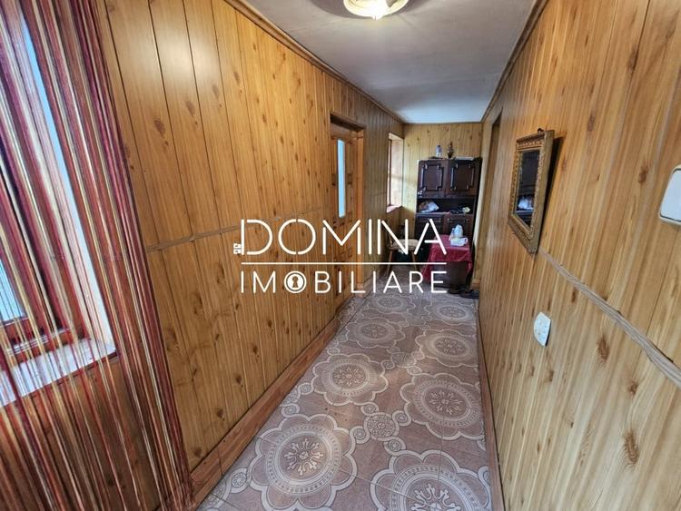 Vanzare casa P+1 situata in comuna Ciuperceni, sat Stramba-Vulcan - 5