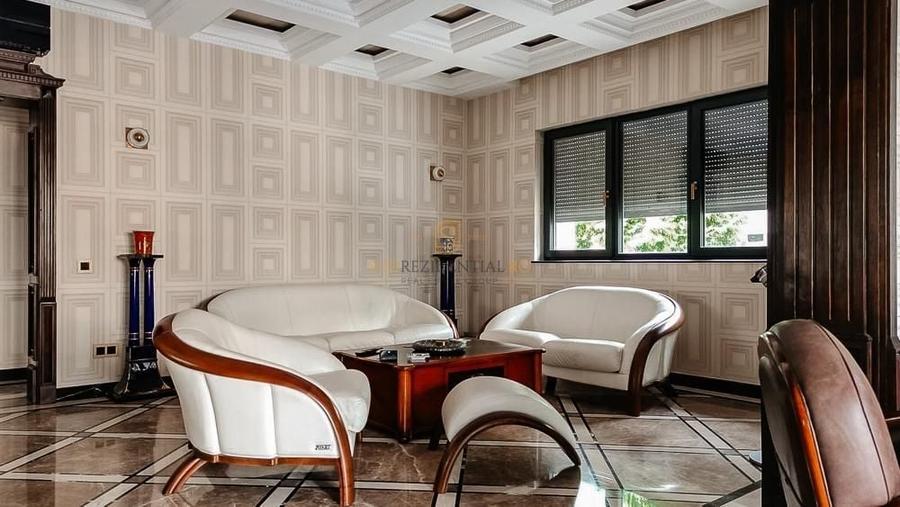 Apartament exclusivist tip duplex, 7 camere + curte, zona Parcul Carol - 1