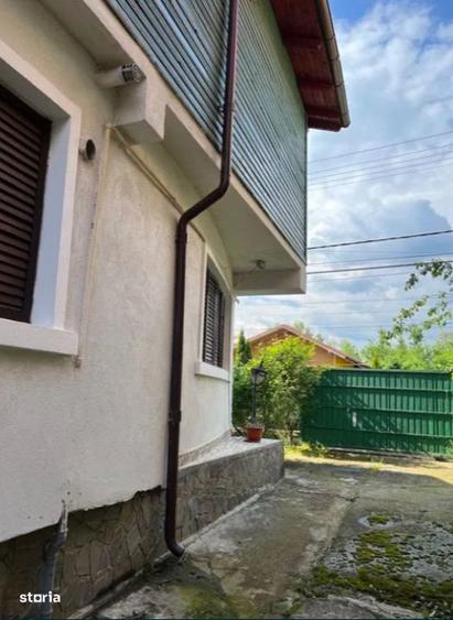 Casa de vacanta completa, gata de mutat de vanzare in Breaza - 2