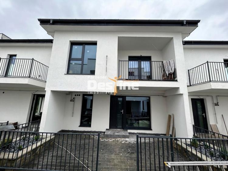 Complex nou de apartamente - Vila P+1 cu acces separat si curte - 1