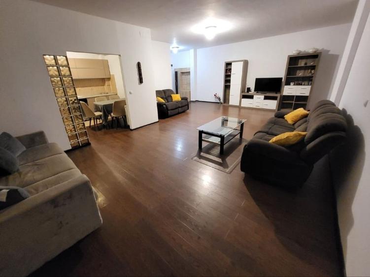 Apartament Spatios metrou Străulești - 1
