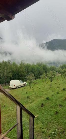 Cabana cu teren la munte - 2