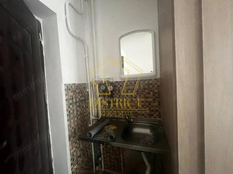 Garsoniera lumioasa I Take Ionescu - 1