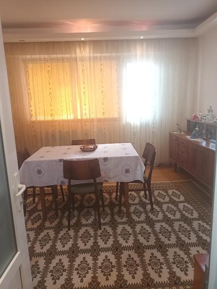 Apartament 3 camere decomandat  - 8