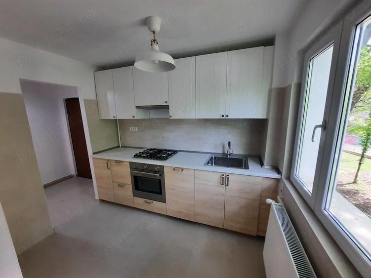 proprietar - 3 camere - etaj 1 - 500 de euro - renovat complet - prima inchiriere - Aleea Stupilor - 4