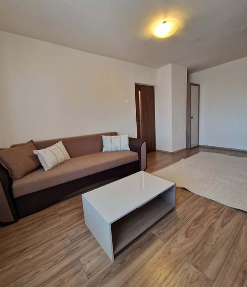 De inchiriat apartament cu trei camera - 7