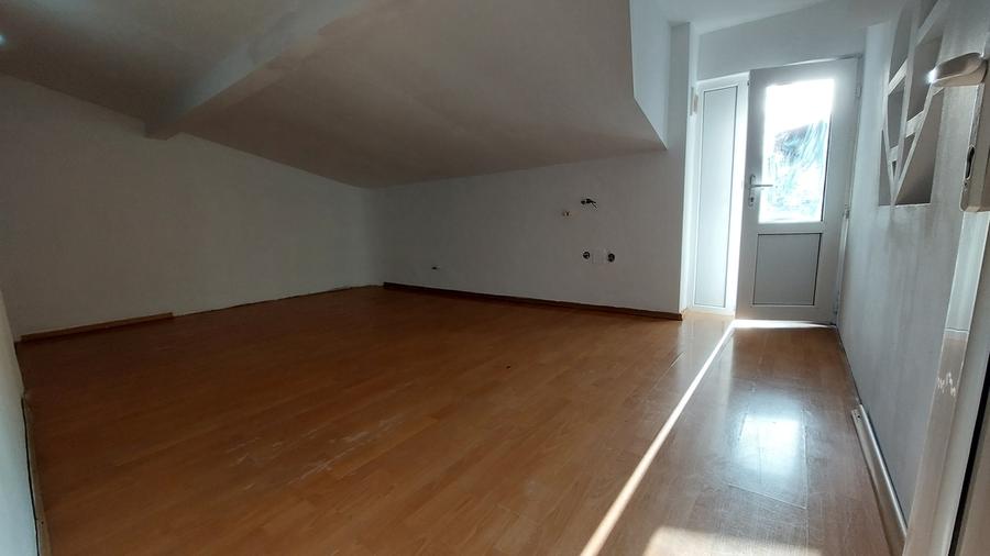 Piata Unirii, Calea Calarasilor, Hala Traian, str Alexandru Moga 3A, Centru - 3