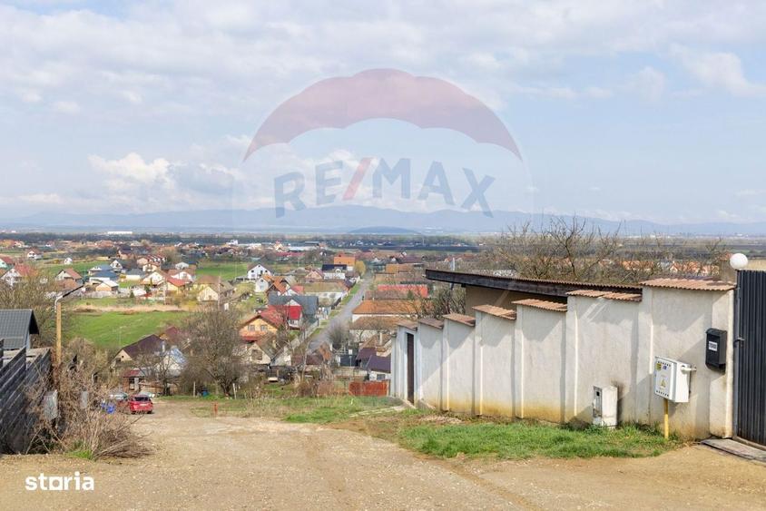 Teren intravilan cu vedere panoramica, utilitati si pozitie excelenta! - 9