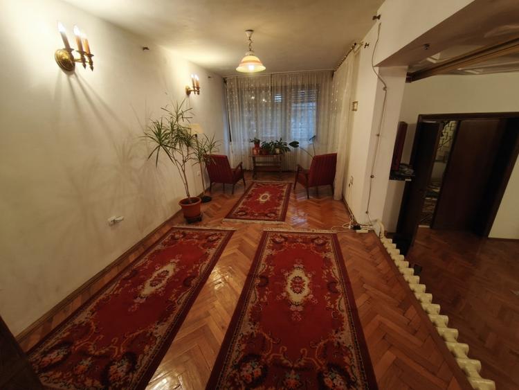 De închiriat: casă spațioasă cu terasă și garaj – Domenii - 7