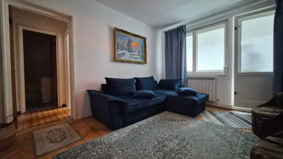 Scoala Generala nr 7 Cta /Piata Brotacei - ap 2 cam, et 4/4 (centrala gaze) - 7