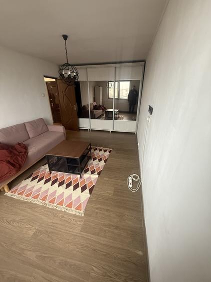 Piata Sudului, de vanzare 2 camere, decomandat, renovat mobilat, utilat - 1