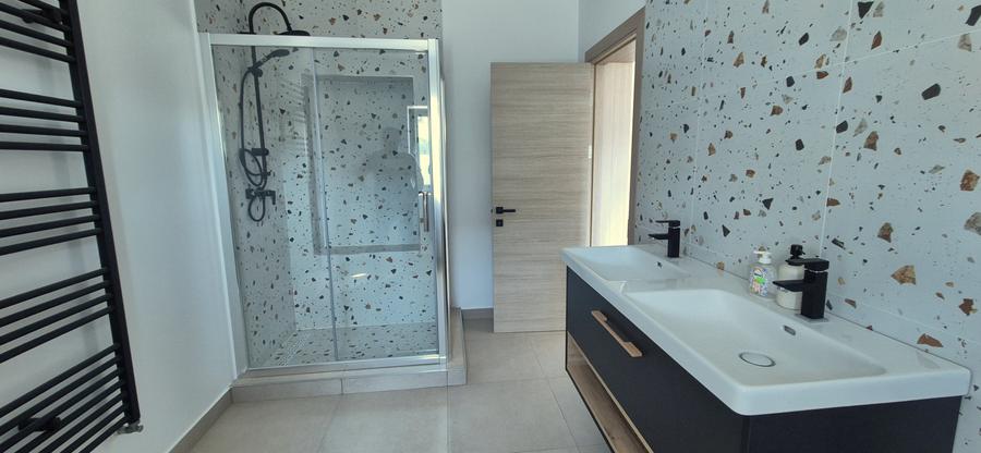 Cristian, proprietate deosebita, prin arhitectura, zona si versatilitate - 6