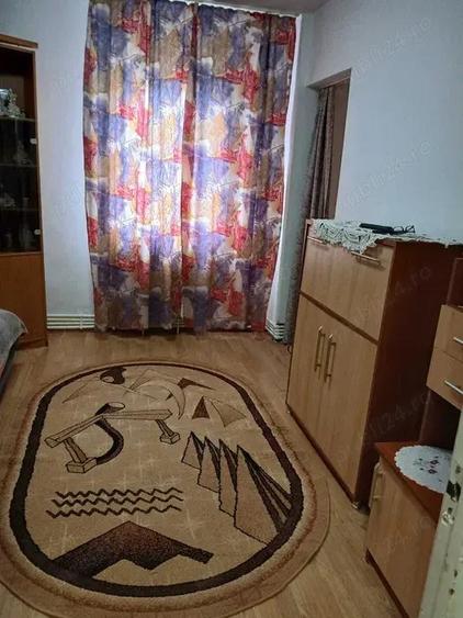 Apartament Mobilat Targu Carbunesti Str. Petrolistilor - 8