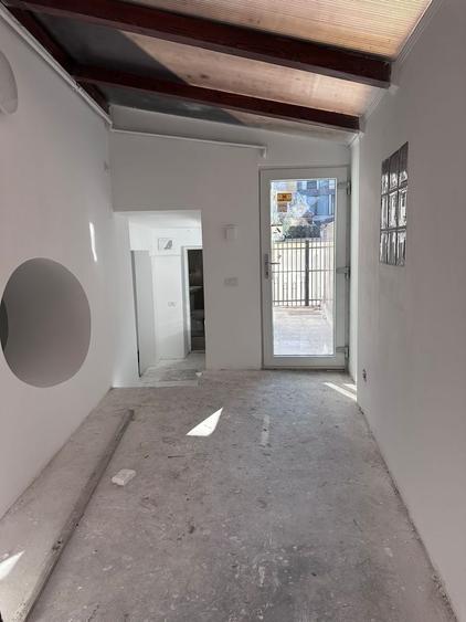 Casă de vânzare – Constanța, zona Trocadero – 199.900 € negociabil - 8