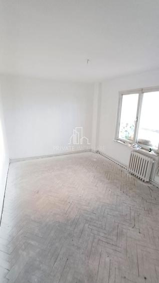 Apartament 3 camere, hol patrat, 2 balcoane,etaj intermediar, Unirii - 2