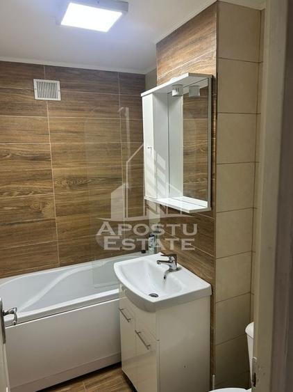 Apartament cu 3 camere, centrala proprie, zona Sagului - 6