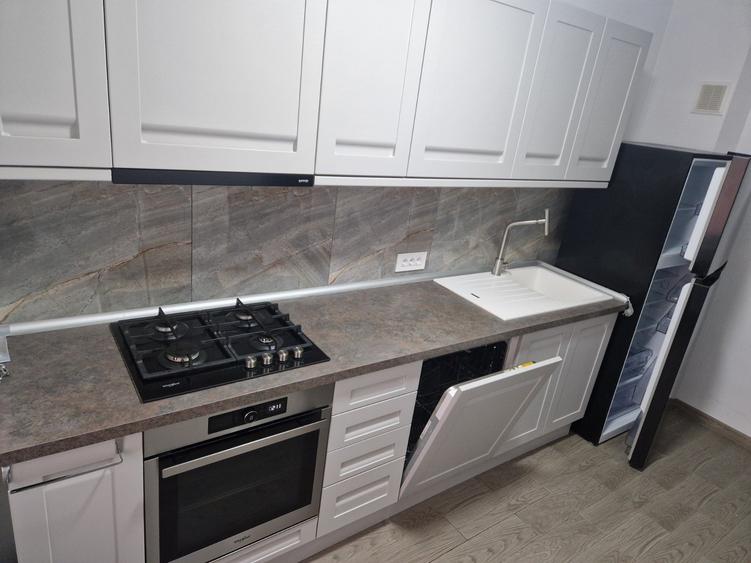 Apartament cu 3 camere, direct proprietar,Doamna Ghica ,bloc reabilitat,123k € - 2