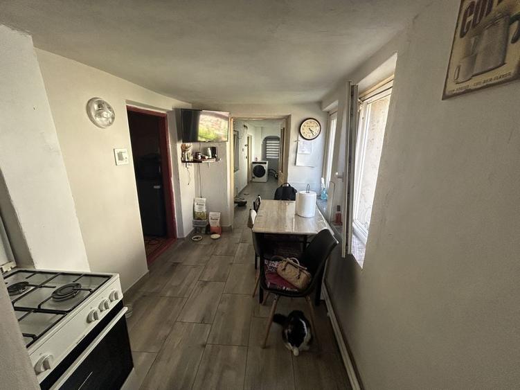 Casa in Bariera Valcii, 362 mp teren - 2
