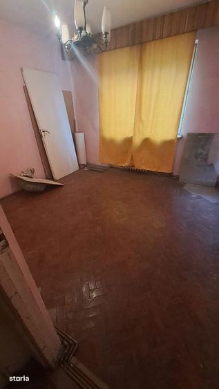 Bucuresti/Zona Semiluna apartament 2 camere parter orientare bulevard - 3