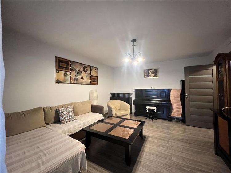 Apartament 2 camere decomandat intrare Racadau - 2