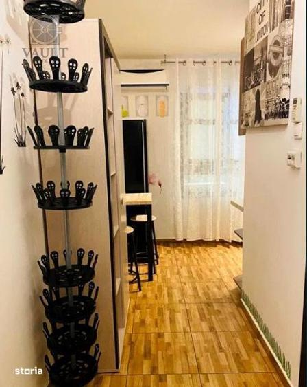 Garsoniera 37 mp - etaj 1/4 - 7 minute metrou Crangasi - 1