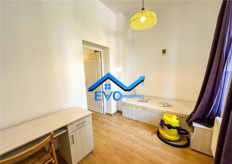 Corp de casa, prima , 3 camere, 70 mp, zona Copou - 12