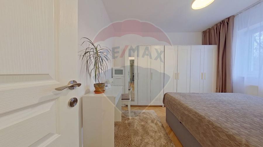 Apartament modern si luminos de închiriat - 7