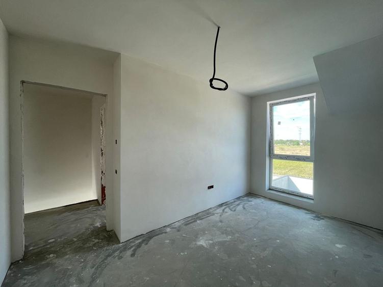 Duplex cu 4 camere -100mp - Mosnita Noua - 8