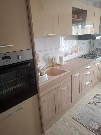 Proprietar apartament 3 camere - 1
