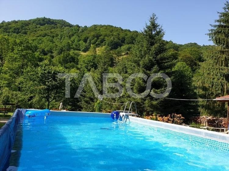 Pensiune de lux de vanzare in inima padurii langa Sibiu - 2